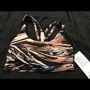 NWT lululemon energy bra 8